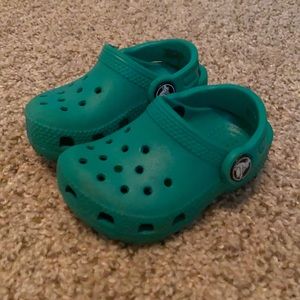 Green toddler crocs